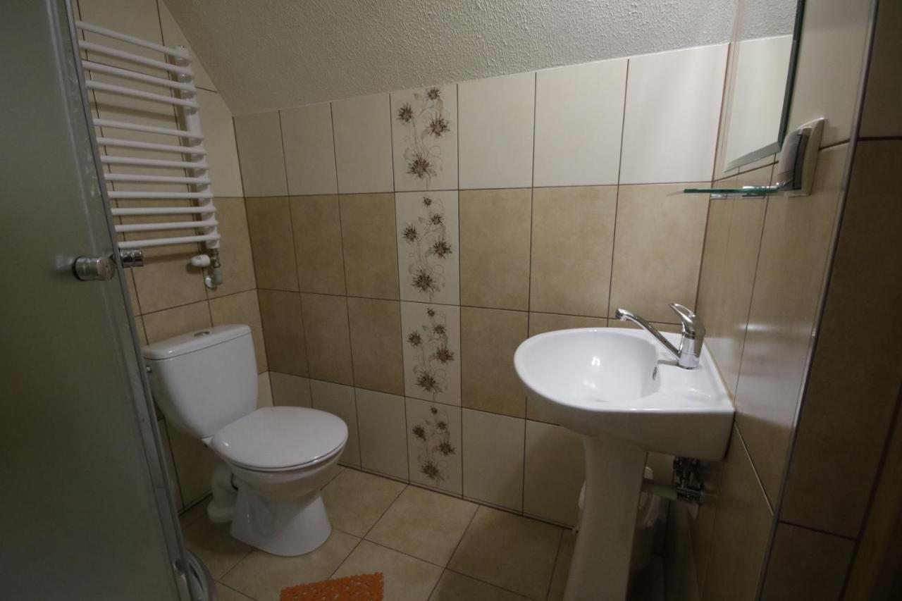 Pokoje Goscinne Staszelowka Ciche Male Luaran gambar
